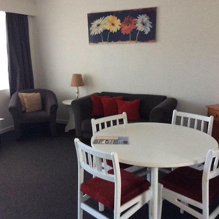 Clyde Apartments Extérieur photo