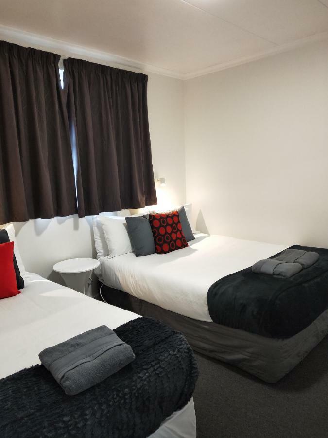 Clyde Apartments Extérieur photo